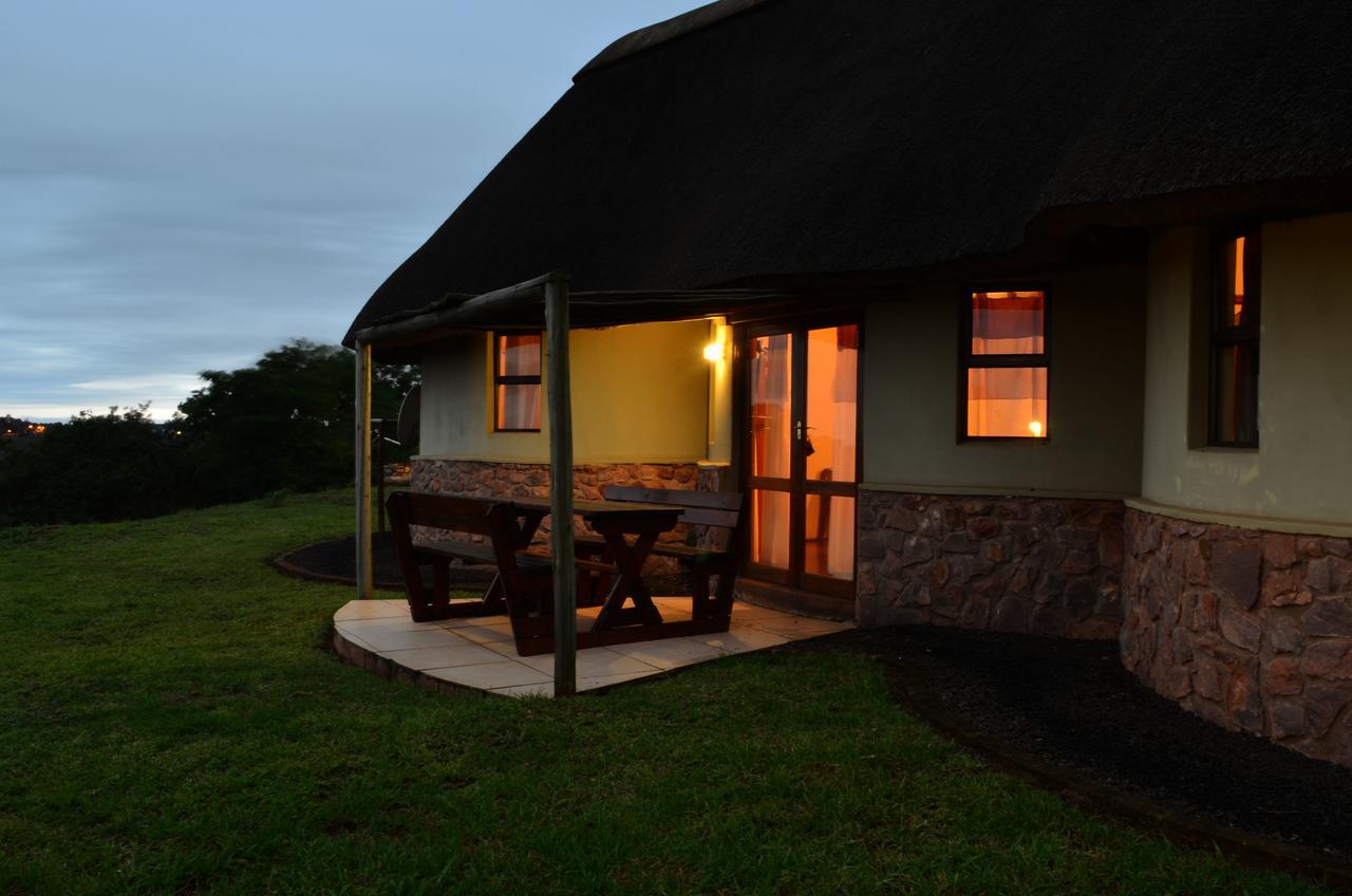 Villa Phezulu Safari Park Botha's Hill Exterior foto